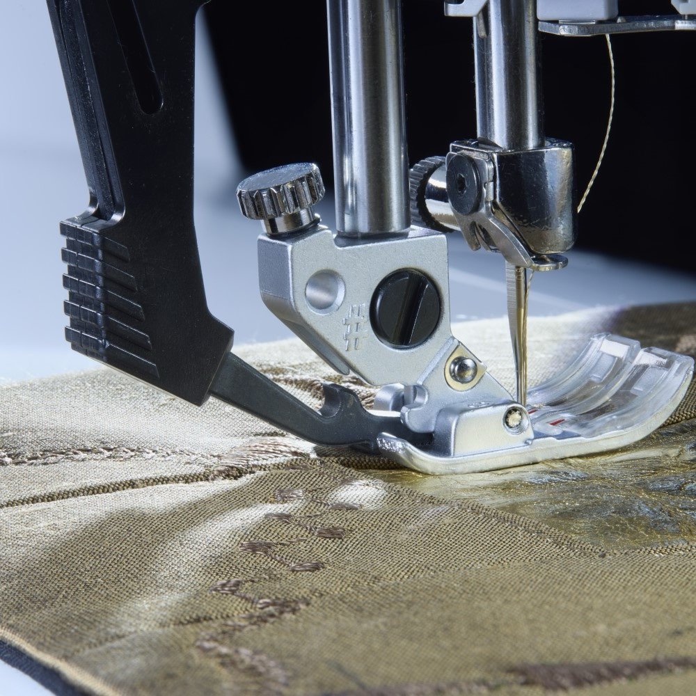 Machine à coudre PFAFF® quilt expression™ 725 Nouveauté – Image 15